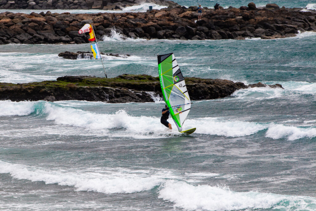 descubre pozo izquierdo el paraiso del windsurf en gran canaria