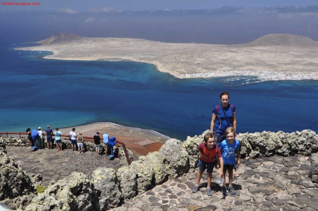 descubriendo lanzarote con ninos actividades y sitios imperdibles