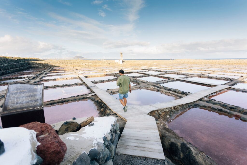 descubriendo las salinas de tenefe tradicion y naturaleza en gran canaria