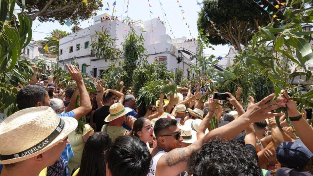 descubre en que isla canaria se celebra la fiesta de la rama