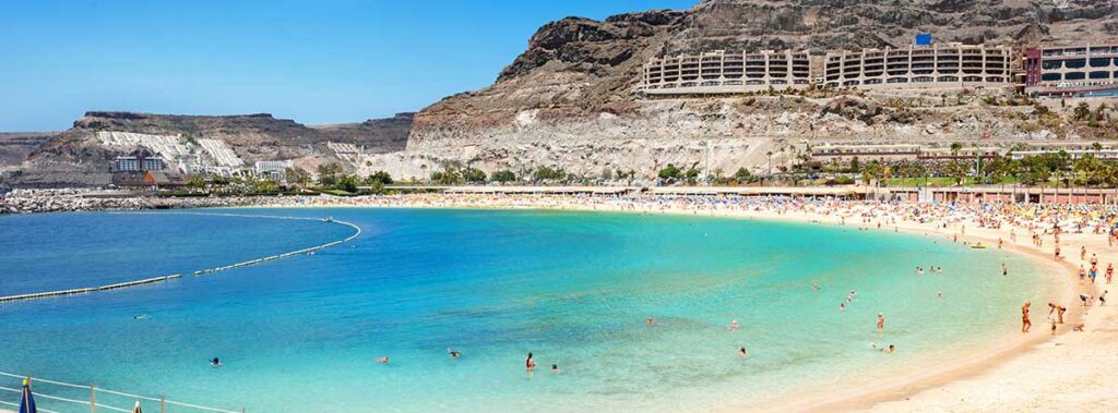 descubre las playas cristalinas de gran canaria