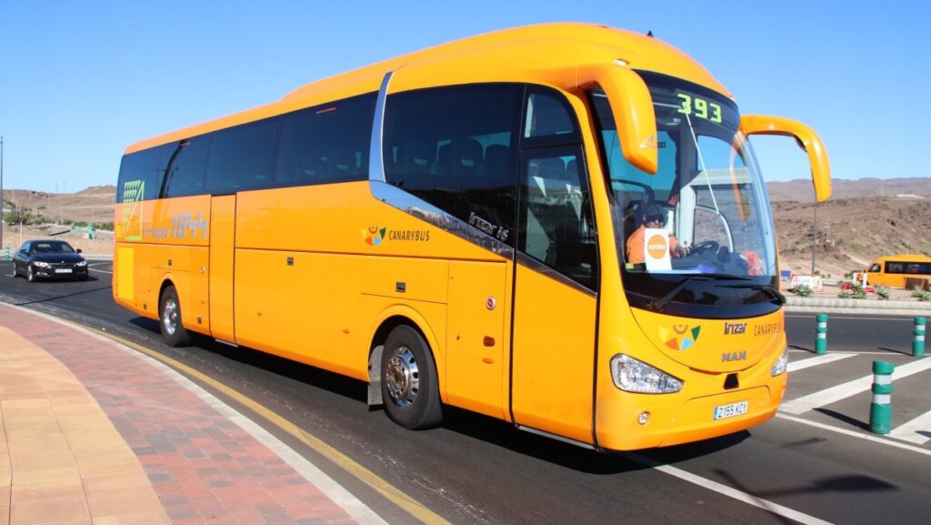 canarybus innovacion y liderazgo en transporte canario