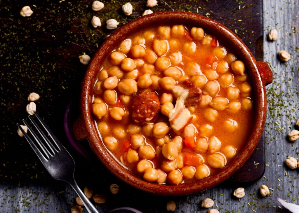 descubre como preparar garbanzas canarias al estilo tradicional