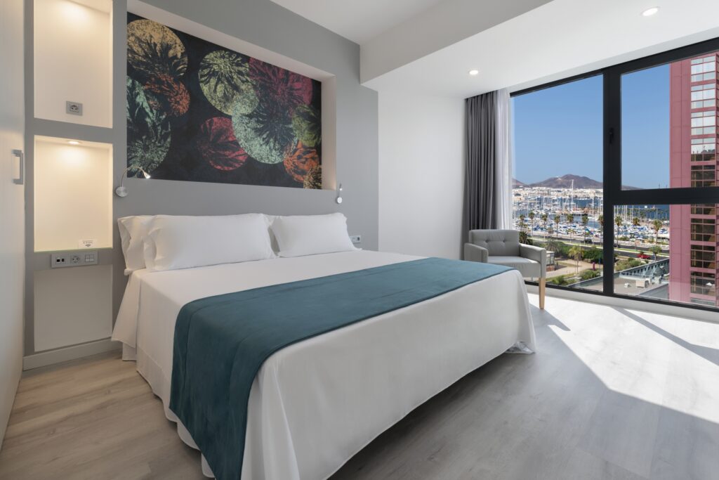 descubre el hotel occidental las palmas confort y estilo en gran canaria