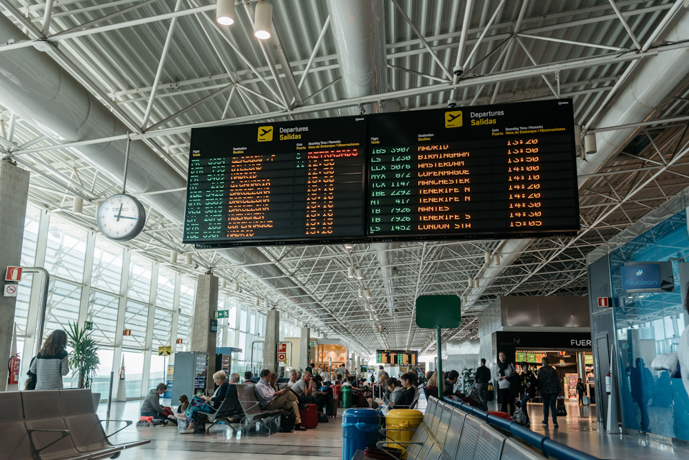 aeropuerto de fuerteventura informacion y servicios